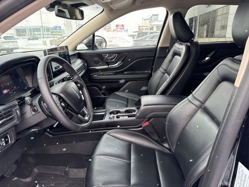 Used 2023 Lincoln Corsair FWD image 6