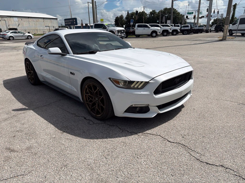 Used 2016 Ford Mustang GT RWD image 1