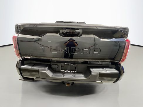 Used 2024 Toyota Tundra Platinum AWD/4WD image 6