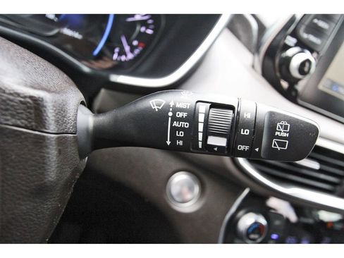 Used 2020 Hyundai Santa Fe Limited image 18