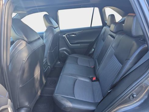 Used 2021 Toyota RAV4 XSE AWD/4WD image 17