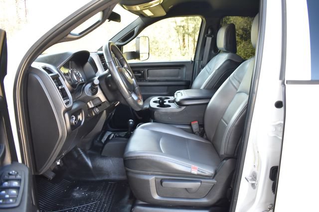 Used 2022 RAM 2500 Tradesman w/ Chrome Appearance Group AWD/4WD image 10