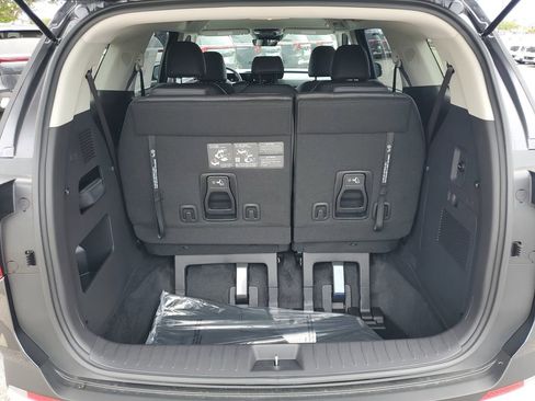 New 2026 Kia Carnival FWD image 29