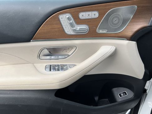 Certified 2022 Mercedes-Benz GLS 450 4MATIC image 14