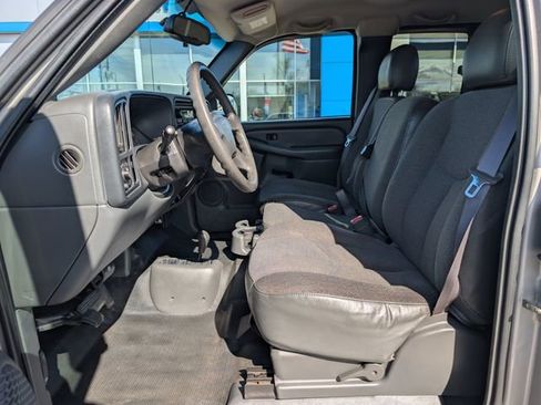 Used 2004 Chevrolet Silverado 1500 4x4 Extended Cab w/ Light Duty Power Package image 10