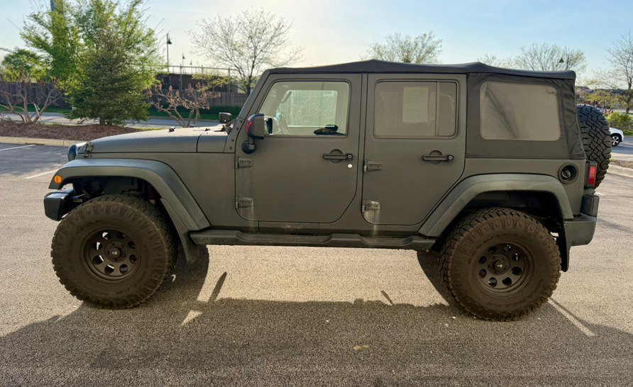 Used 2011 Jeep Wrangler Unlimited Sport AWD/4WD image 15