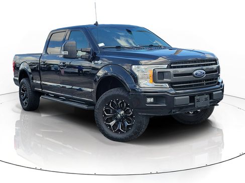 Used 2020 Ford F150 XLT w/ Equipment Group 302A Luxury AWD/4WD image 32