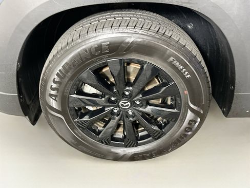 Used 2025 MAZDA CX-50 AWD 2.5 S w/ Premium Package image 11