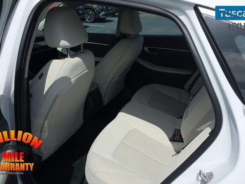 Used 2025 Hyundai Sonata SEL FWD image 24