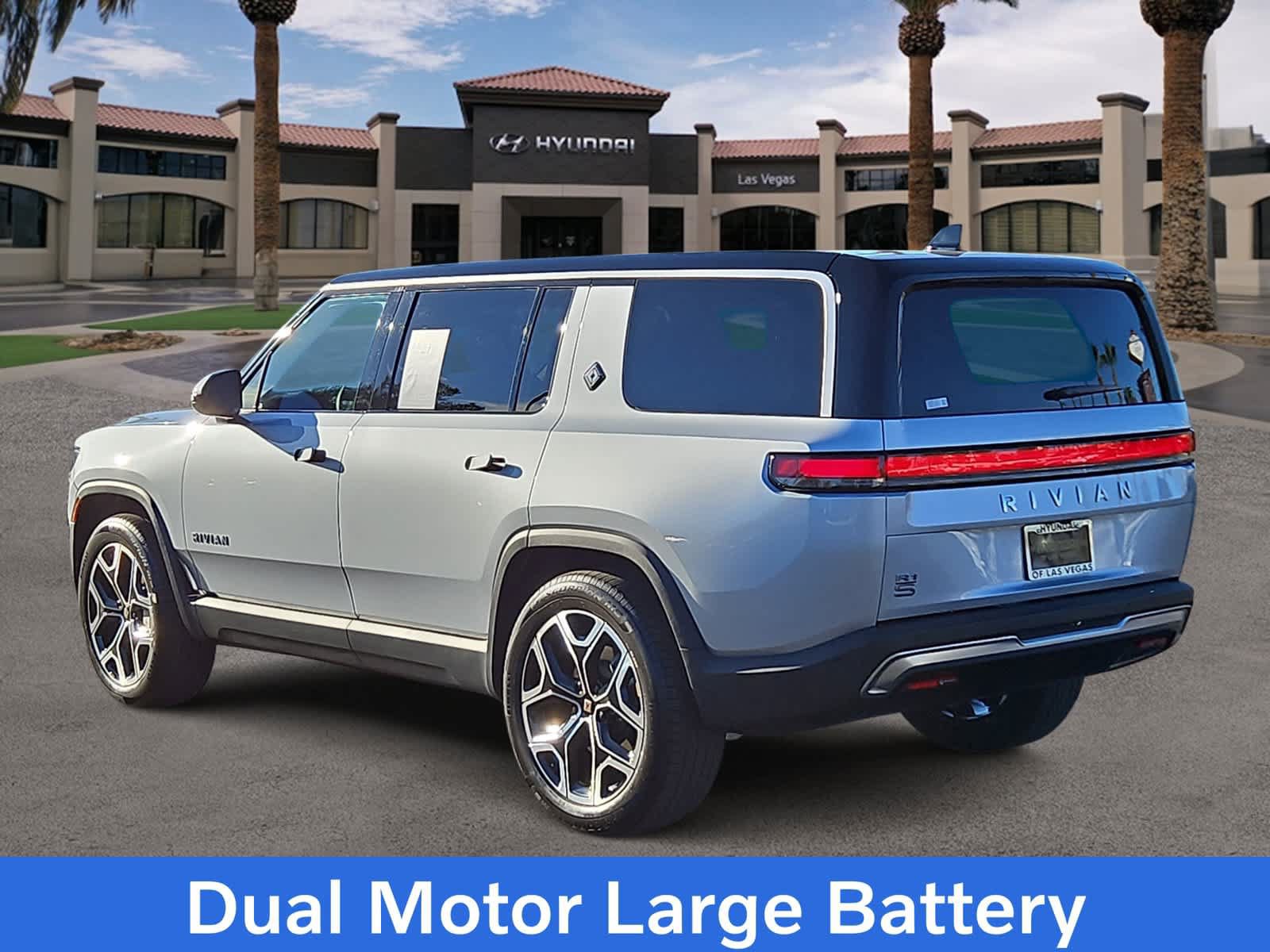Used 2025 Rivian R1S Adventure Dual AWD/4WD image 6