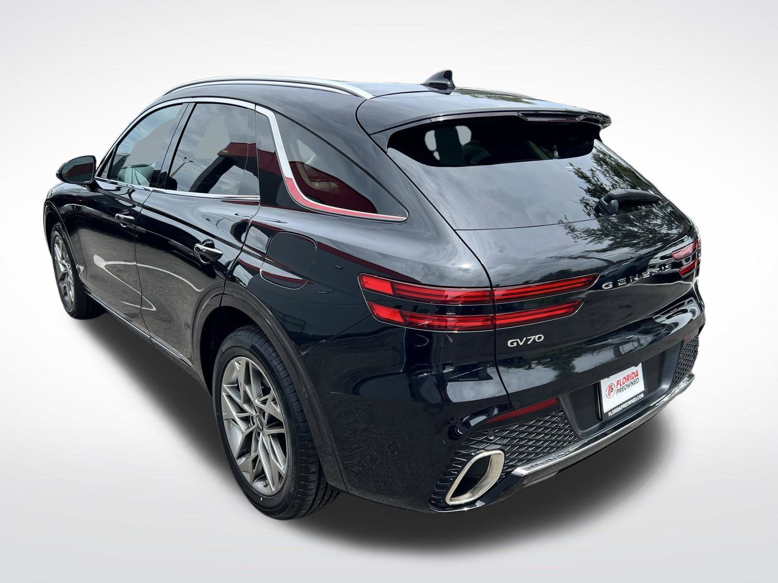 Used 2024 Genesis GV70 2.5T w/ Select Package AWD/4WD image 6