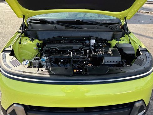 Used 2025 Hyundai Kona SEL FWD image 28