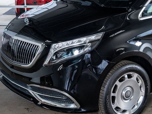 Used 2020 Mercedes-Benz Metris Passenger image 11