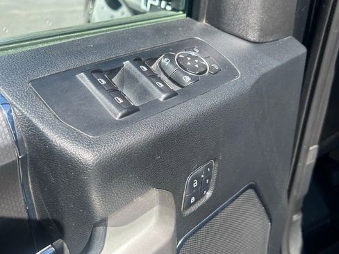 Used 2015 Ford F150 Lariat w/ Equipment Group 502A Luxury image 15