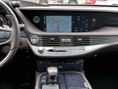 Used 2020 Lexus LS 500 image 7