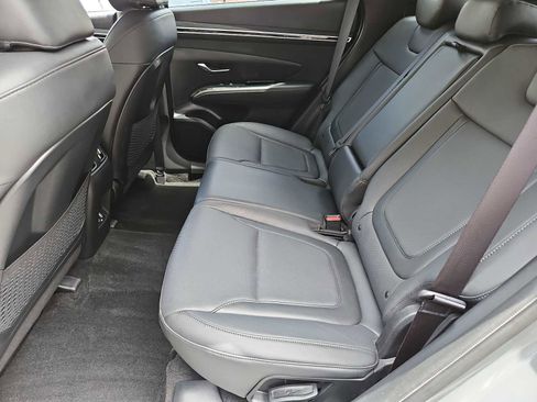 Certified 2024 Hyundai Tucson Limited FWD image 19