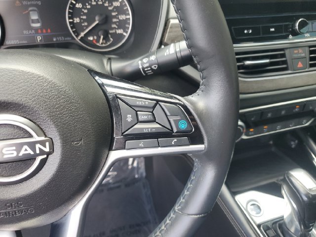 Used 2023 Nissan Altima 2.5 SV w/ SV Premium Package FWD image 17