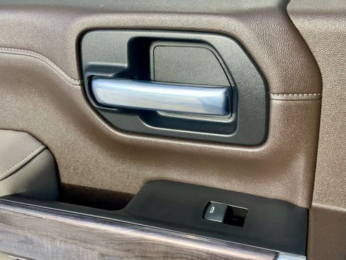 Used 2024 Chevrolet Silverado 2500 High Country image 49