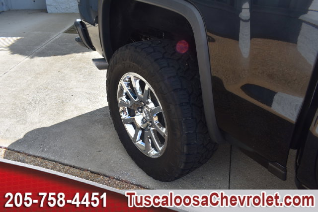 Used 2016 GMC Sierra 1500 Denali w/ Enhanced Driver Alert Package AWD/4WD image 15