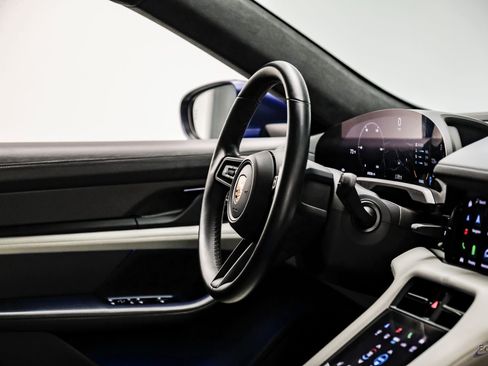 Used 2020 Porsche Taycan Turbo image 48