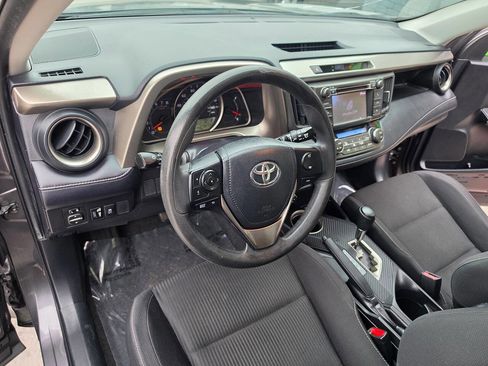 Used 2013 Toyota RAV4 XLE FWD image 36