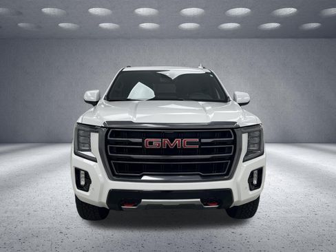Used 2023 GMC Yukon AT4 AWD/4WD image 8