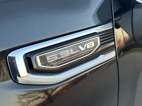 Used 2022 GMC Sierra 1500 SLT w/ SLT Premium Package AWD/4WD image 6