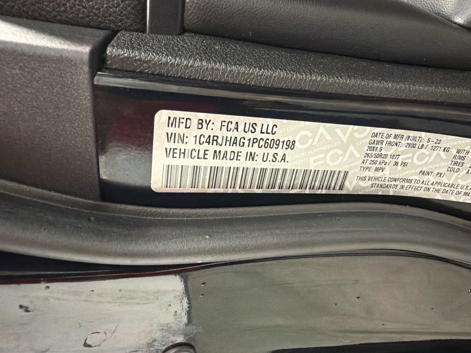 Used 2023 Jeep Grand Cherokee Altitude AWD/4WD image 27