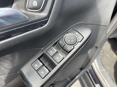 Used 2025 Ford Escape ST-Line AWD/4WD image 13
