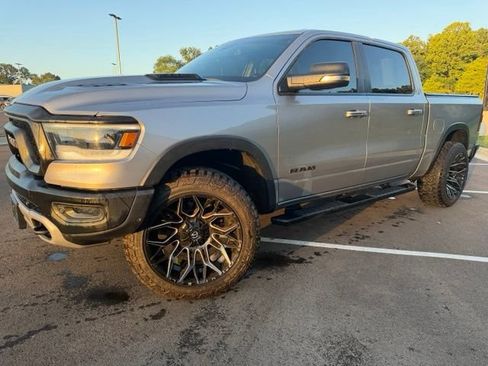 Used 2019 RAM 1500 Rebel w/ Rebel Level 2 Equipment Group AWD/4WD image 5