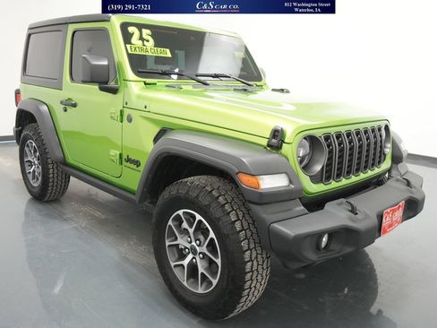 Used 2025 Jeep Wrangler Sport AWD/4WD image 1