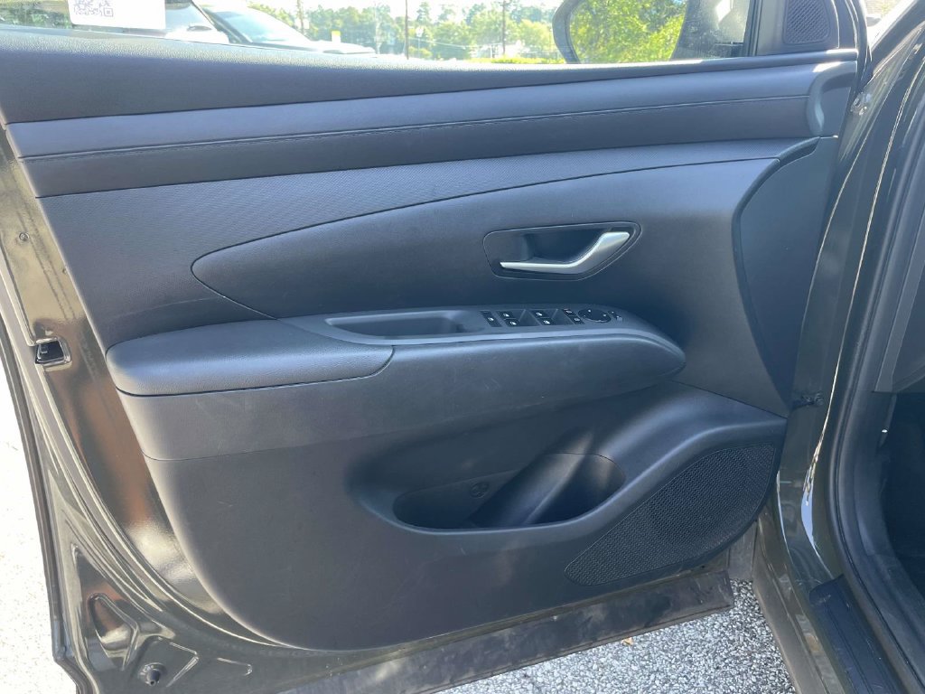 Used 2025 Hyundai Tucson SEL FWD image 16