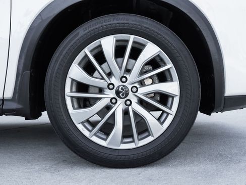 Certified 2023 INFINITI QX50 Luxe AWD/4WD image 12