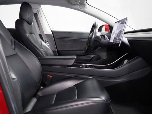 Used 2018 Tesla Model 3 Long Range image 16