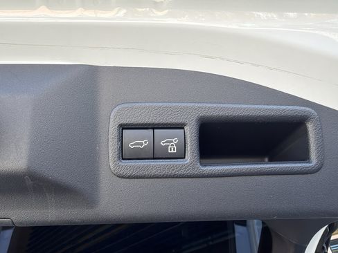 Used 2026 Toyota bZ FWD image 34