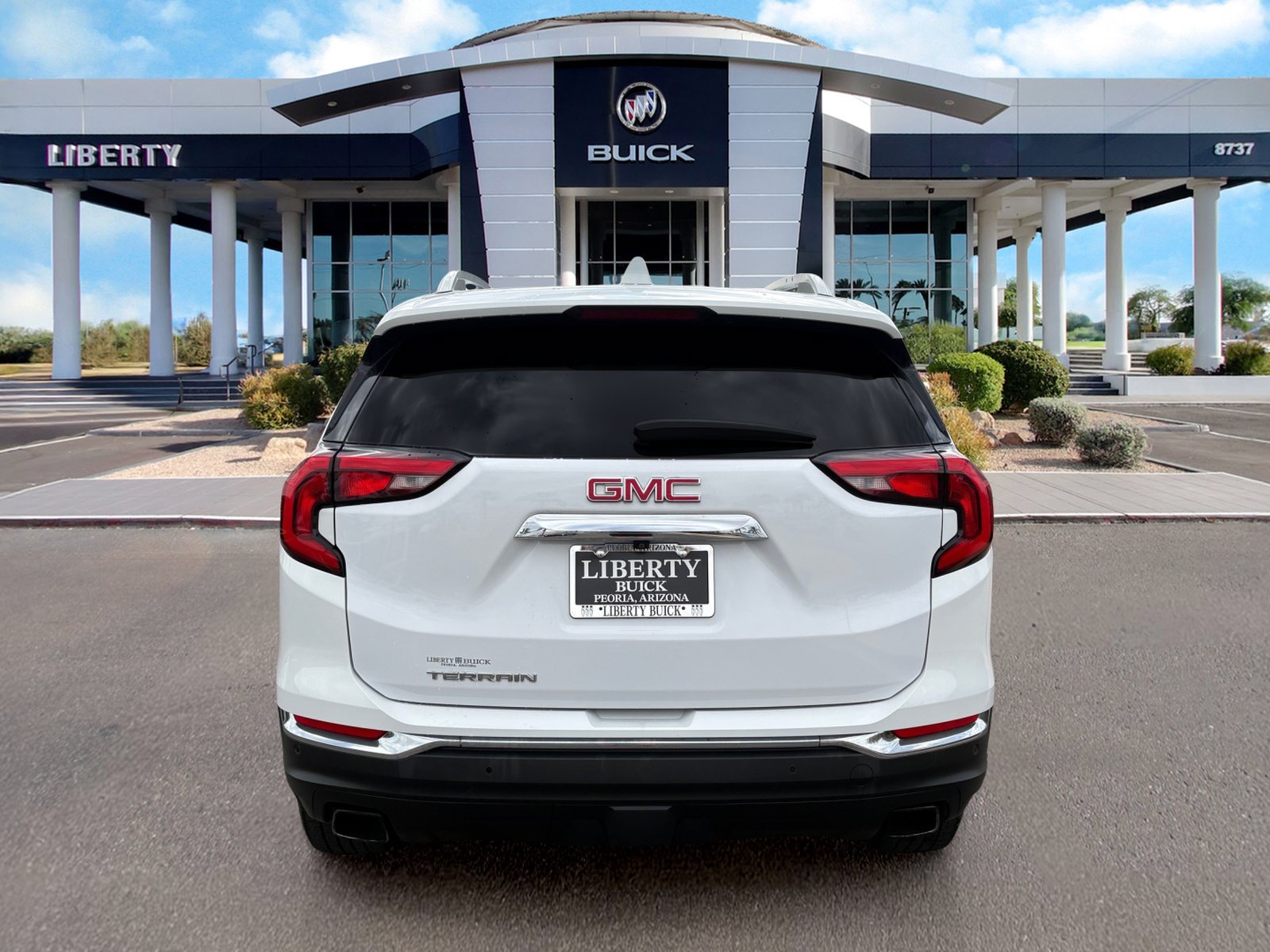 Used 2020 GMC Terrain SLT w/ Preferred Package FWD image 5