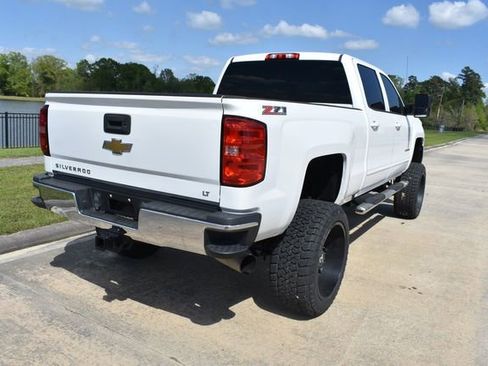 Used 2017 Chevrolet Silverado 2500 LT w/ LT Fleet Convenience Package image 4