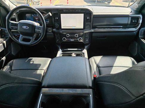 Used 2024 Ford F250 Lariat w/ Lariat Ultimate Package AWD/4WD image 18