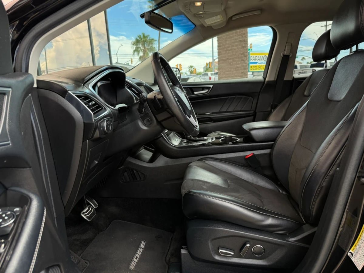 Used 2017 Ford Edge Sport w/ Technology Package AWD/4WD image 40
