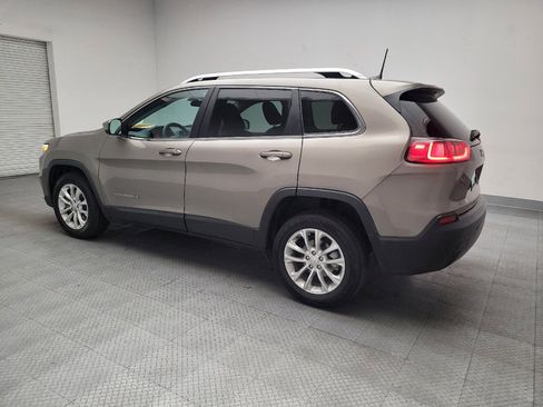 Used 2019 Jeep Cherokee Latitude w/ Popular Appearance Group image 3