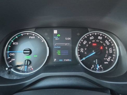 Certified 2021 Toyota RAV4 XLE w/ Convenience Package AWD/4WD image 11