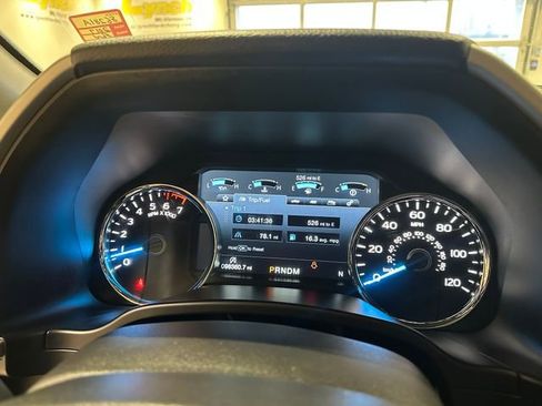 Used 2017 Ford F150 Lariat image 32