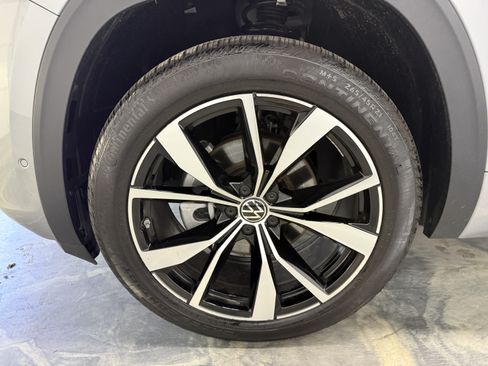 Used 2026 Volkswagen Atlas SEL Premium R-Line AWD/4WD image 28