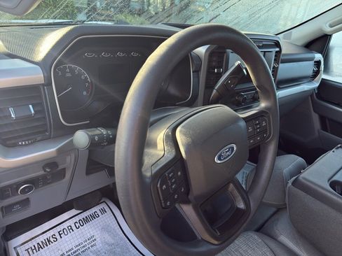 Used 2021 Ford F150 XLT image 12