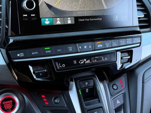 Used 2025 Honda Odyssey Sport-L image 26