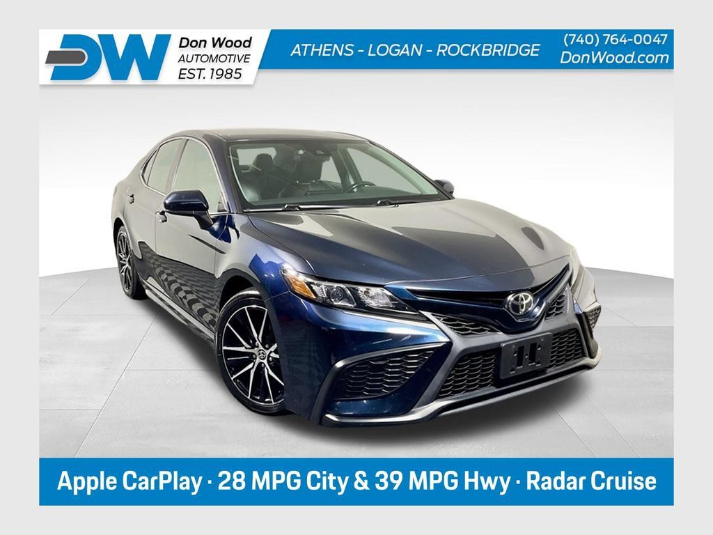Used 2021 Toyota Camry SE FWD image 1