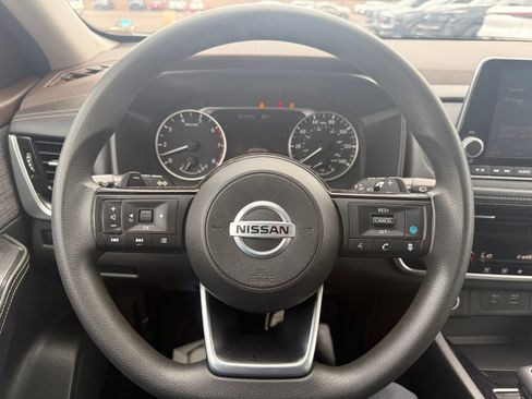 Certified 2021 Nissan Rogue SV AWD/4WD image 17