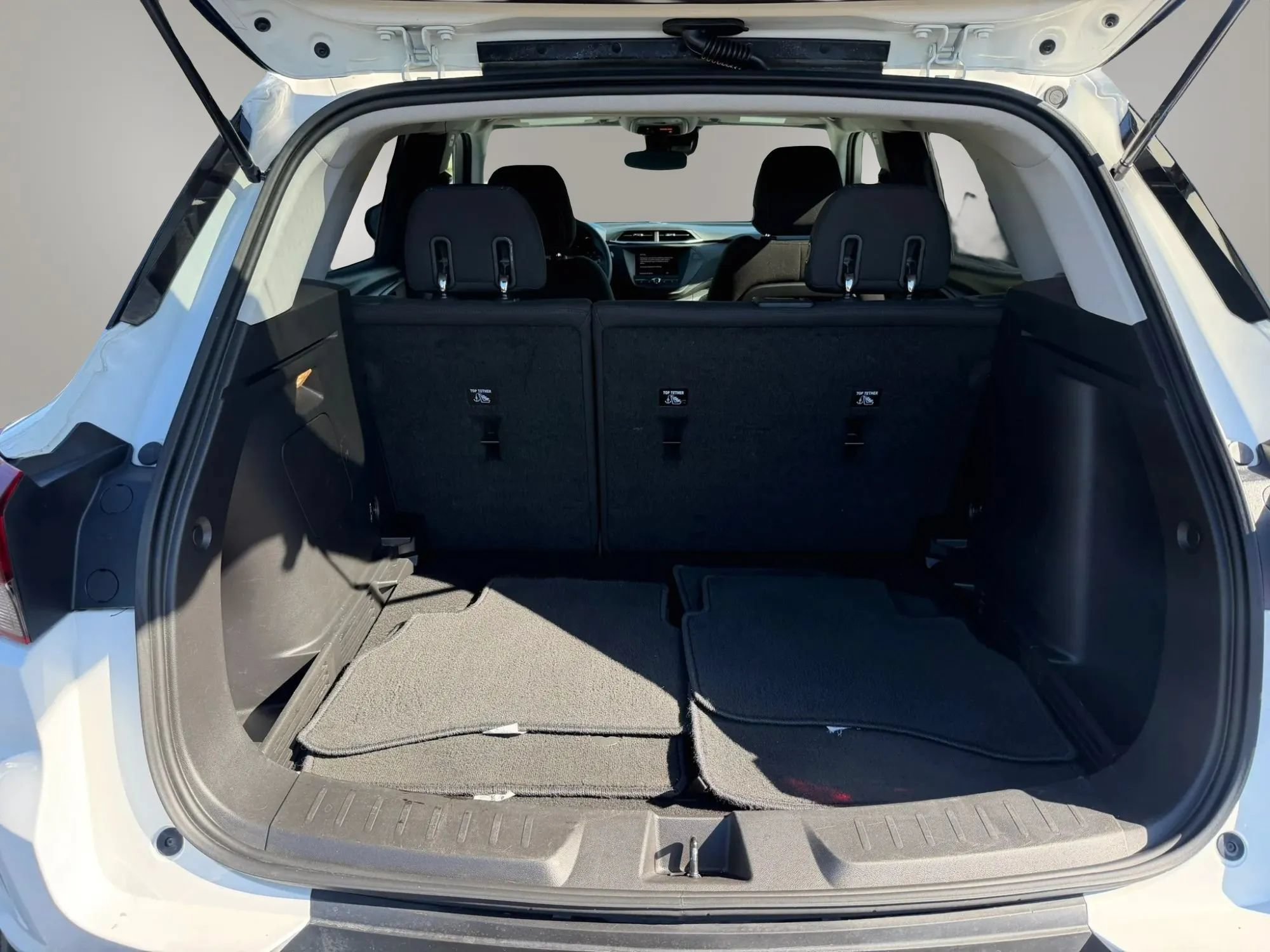 Used 2023 Chevrolet TrailBlazer LT AWD/4WD image 18