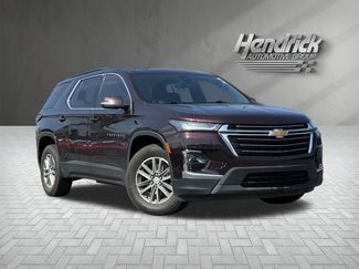 Used 2022 Chevrolet Traverse LT FWD video 2