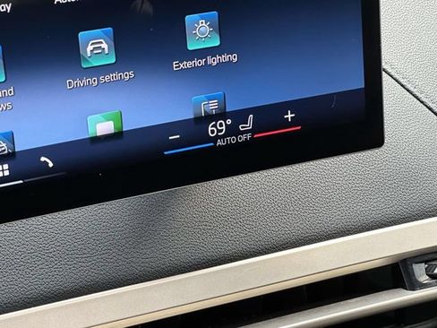 Used 2025 BMW iX xDrive50 w/ Convenience Package AWD/4WD image 36